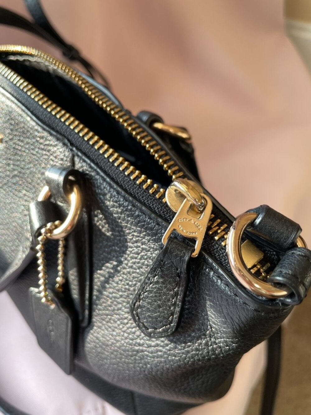 Coach - Small Kelsey Satchel in Black Pebble Leather Handbag - Picture 7 of 12
